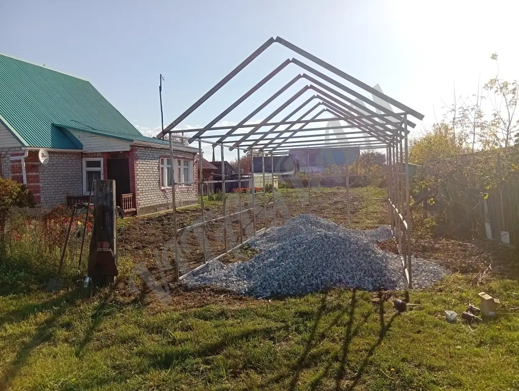 Стальной каркас гаража