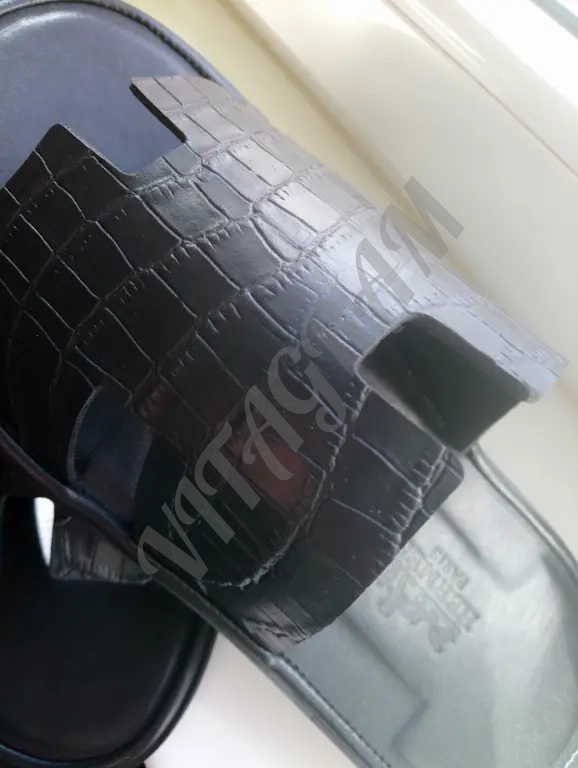 Hermes. Шлёпанцы кожаные мужские