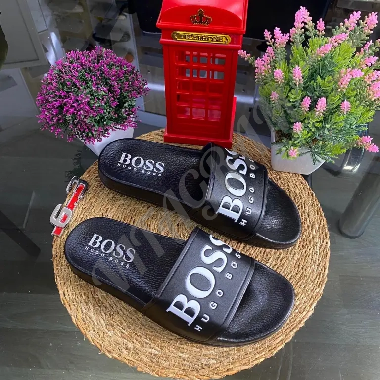 Gucci, Givenchy, Louis Vuitton, Boss, Calvin Klein, Dolce & Gabbana, Emporio Armani. Шлёпки