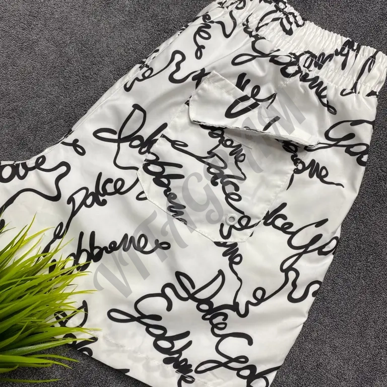 Versace, Prada, Dolce & Gabbana. Шорты мировых лидеров