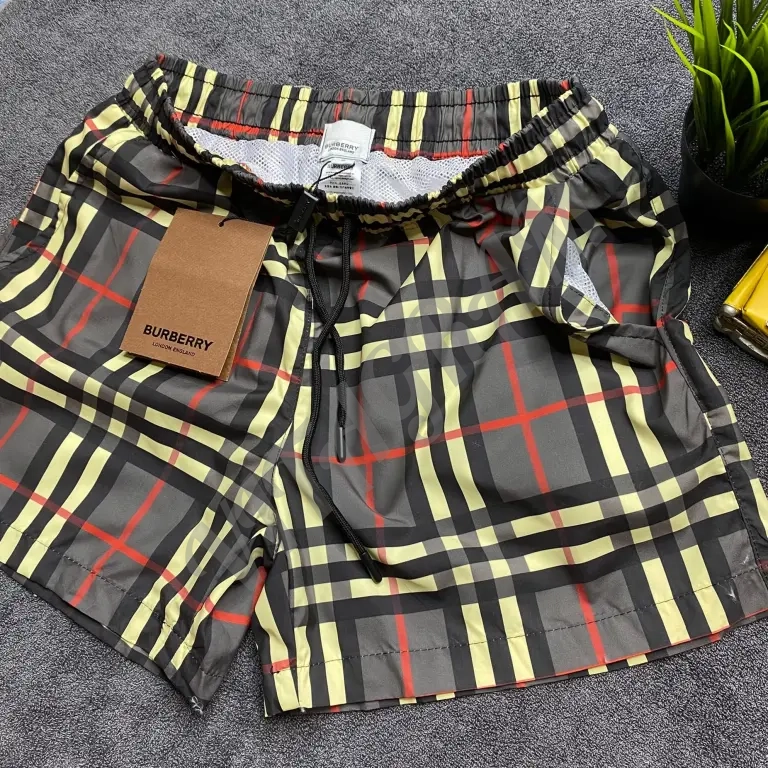 Philip Plein, Louis Vuitton, Dolce & Gabbana, Burberry, Versace, Palm Angels, Dior, Prada.Шорты повседневные и пляжные мировых известных брендов