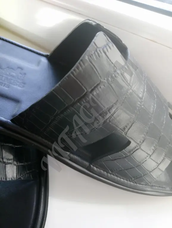 Hermes. Шлёпанцы кожаные мужские