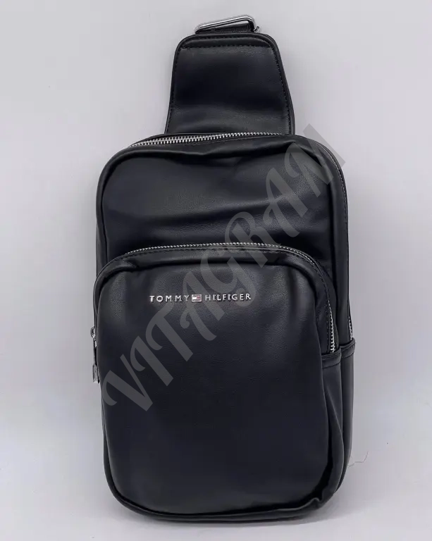 Tommy Hilfiger. Сумки кожаные через плечо