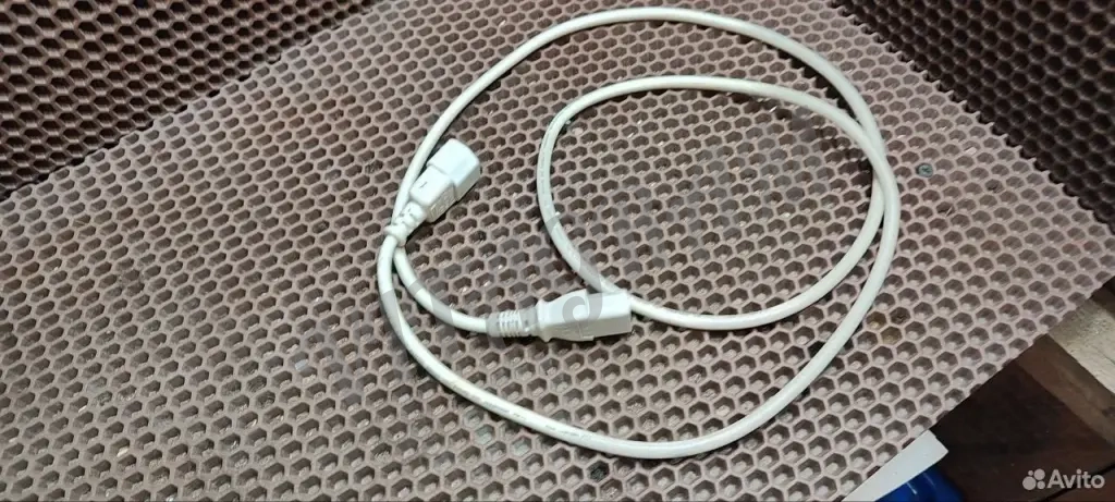Кабель питания для компьютера