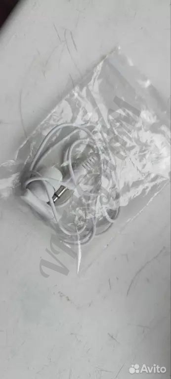 Гарнитура на одно ухо