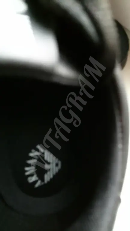 Armani. Кроссовки