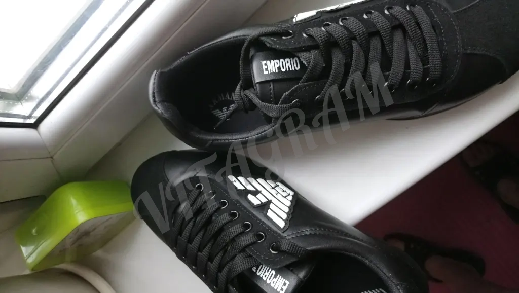 Armani. Кроссовки