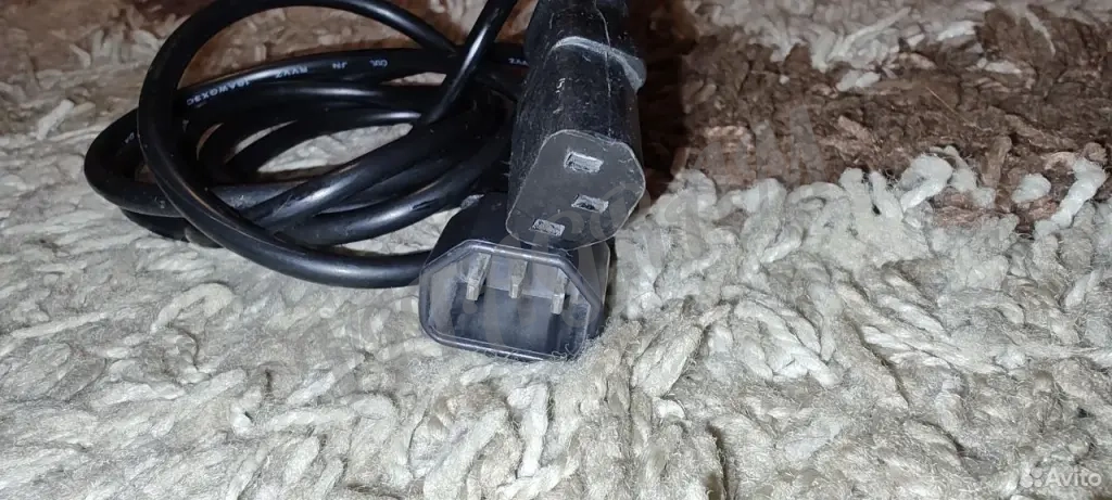 Кабель питания для компьютера