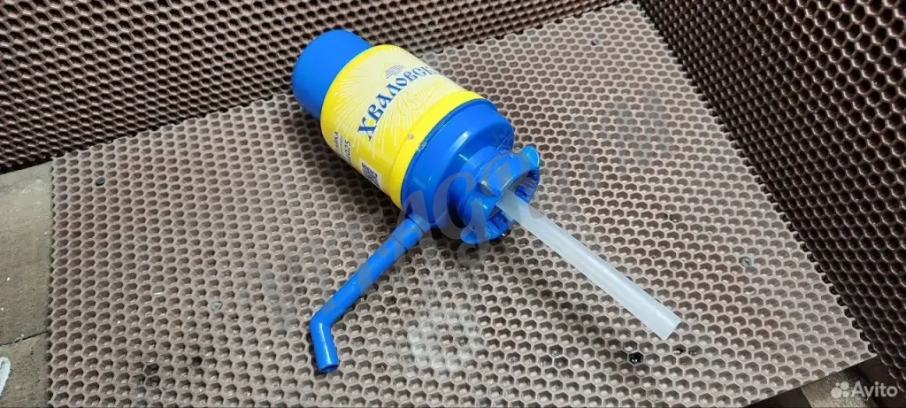 Помпа для воды механическая