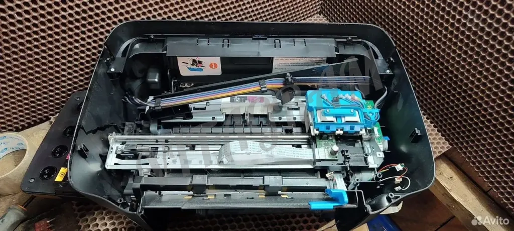 Продам принтер струйный