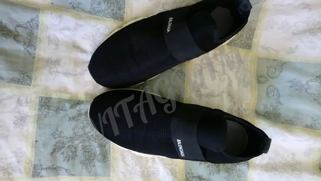 Balenciaga. Угги в отличном состоянии