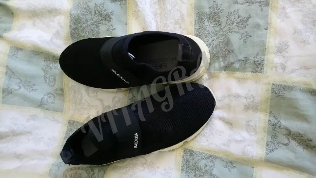 Balenciaga. Угги в отличном состоянии