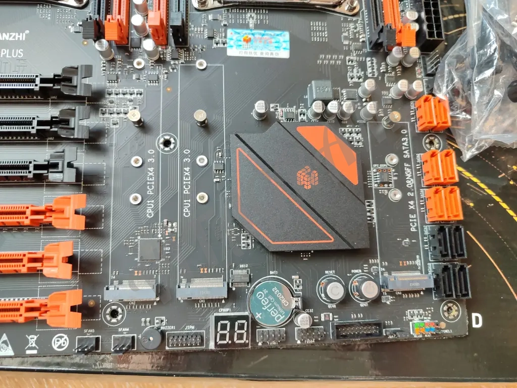 Двухпроцессорная мaтepинкa, 2*2696 v4 22/44, 16Гб