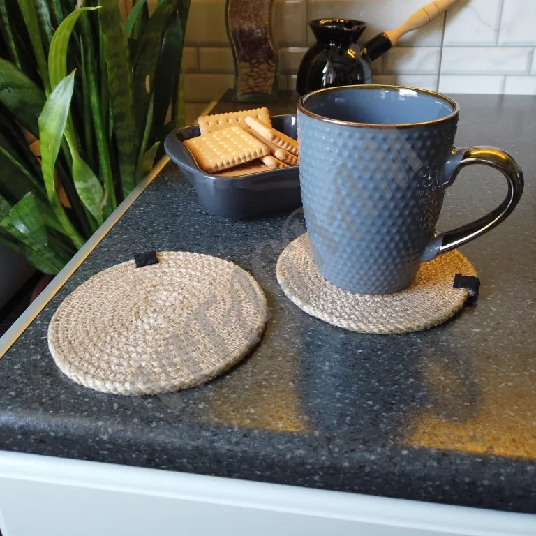 Сервировочная салфетка (подстаканник), джут, ручная работа