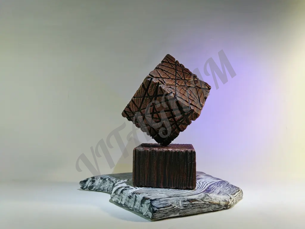 Куб из дерева, ручная работа.