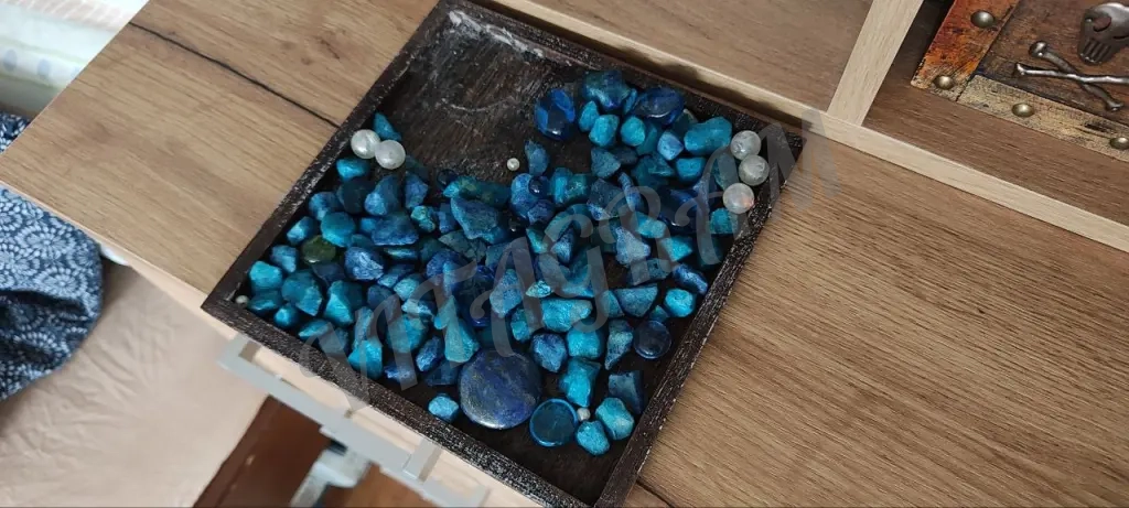 Камешки синие для интерьера