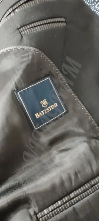 Костюм мужской batistini