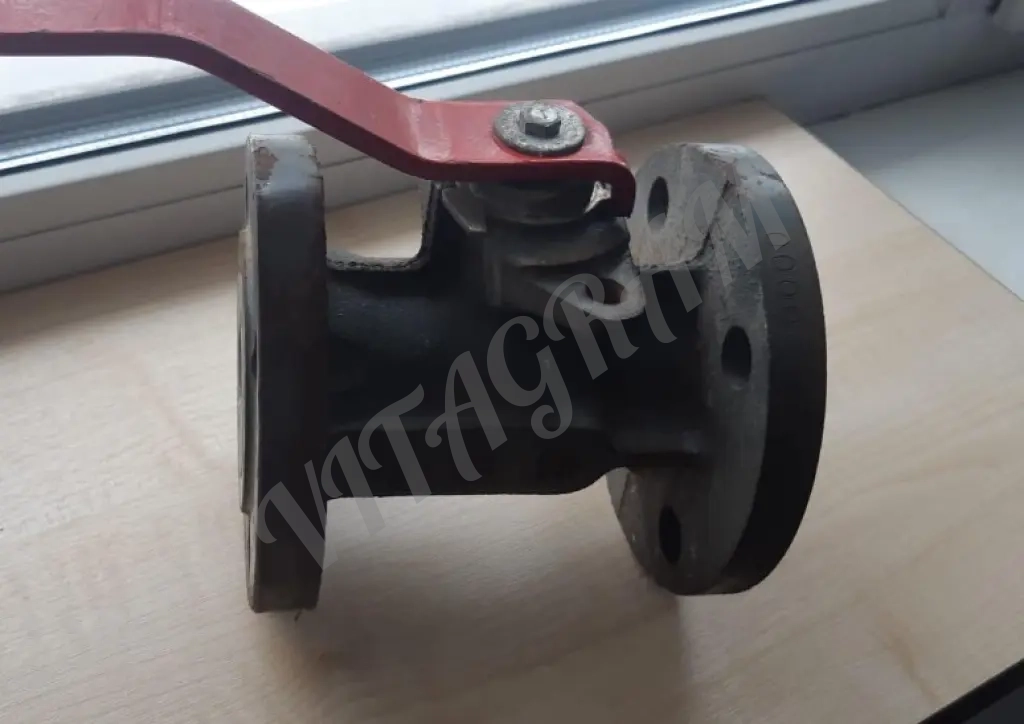 Кран шаровой чугунный фланцевый ДУ25 РУ16