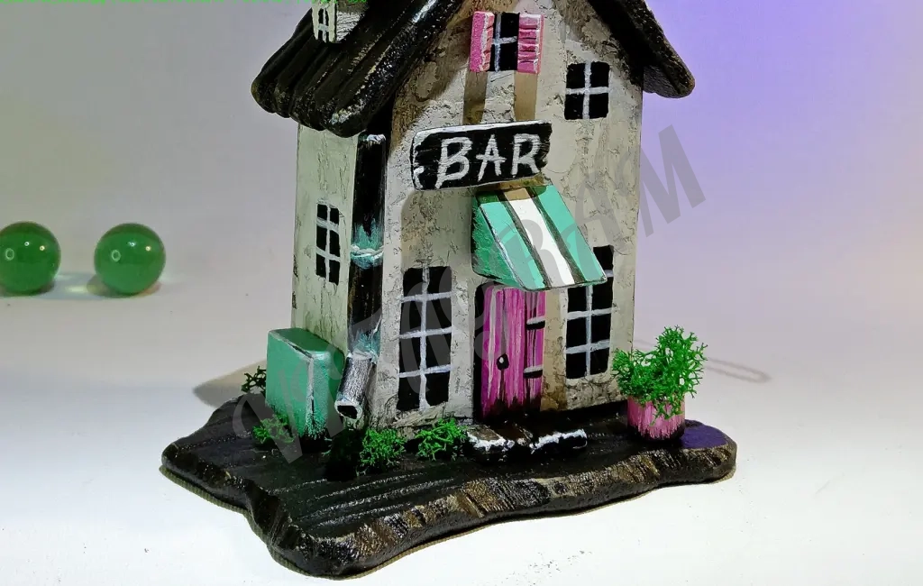 Деревянные миниатюрные домики