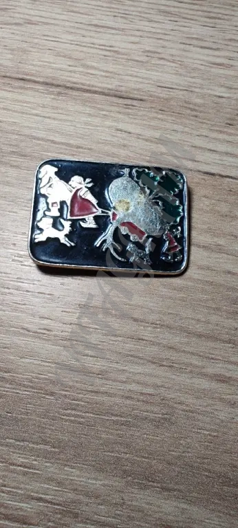 Значок Репка металлический