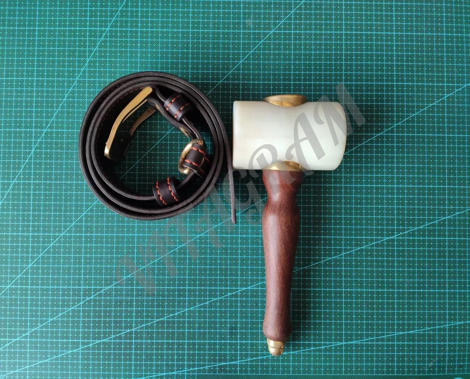 Ремень из натуральной кожи “Медведь"