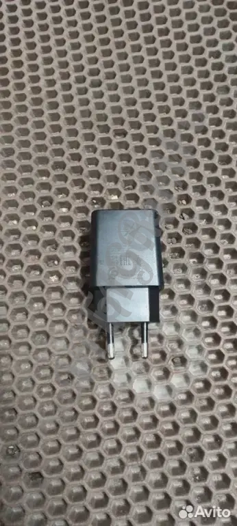 Itel U050IEA USB зарядное устройство